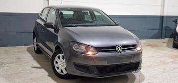 VOLKSWAGEN POLO 1.2i BENZINE TRENDLINE AIRCO PDC OHB BOEK beschikbaar voor biedingen
