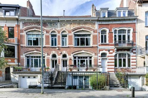 Maison à vendre à Uccle, 4 chambres, Immo, Huizen en Appartementen te koop, Vrijstaande woning