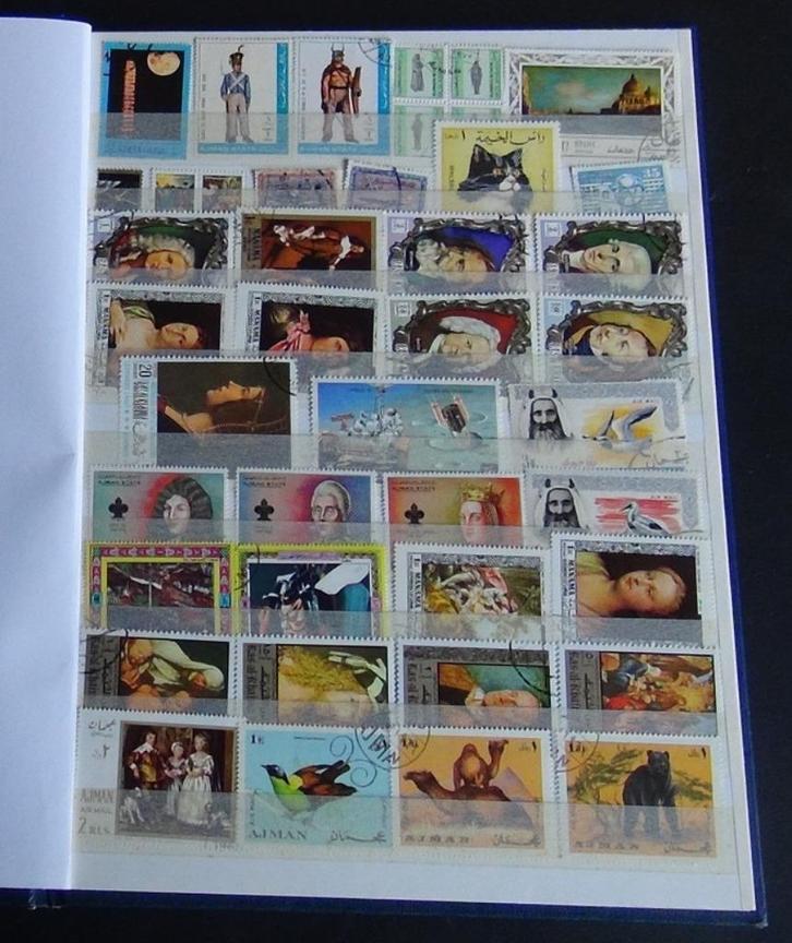 Postzegelalbum A4 (62) veel landen wereld, Postzegels en Munten, Postzegels | Volle albums en Verzamelingen, Ophalen of Verzenden