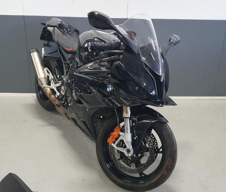 BMW S1000RR VAN 2023 AKRAPOVIC, Motoren, Motoren | BMW, Particulier, Sport, meer dan 35 kW, 4 cilinders, Motorrijbewijs A, ABS