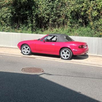 MAZDA MX5 ( MIATA) 1990 ANCÊTRE, Autos, Rouge, Boîte manuelle, Noir, 2 portes