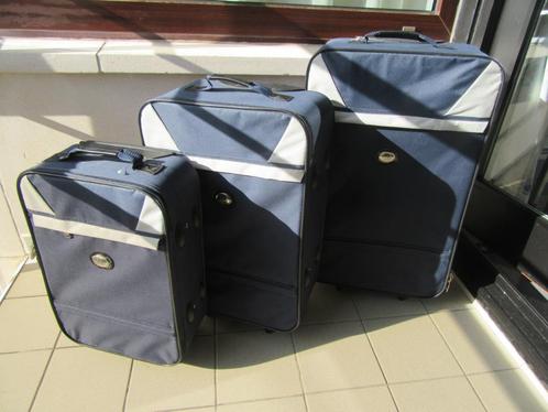 Set van 3 in elkaar passende softcase valiezen, Handtassen en Accessoires, Tassen | Reistassen en Weekendtassen, Gebruikt, Blauw