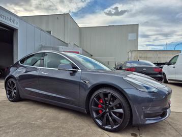 Model 3 Performance 513pk !! Long-Range / Dual Motor / AWD beschikbaar voor biedingen