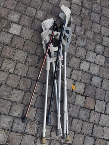 Krukken 5€ per stuk  beschikbaar voor biedingen