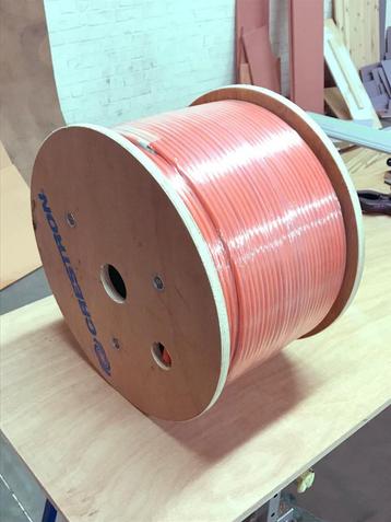 Volledige rol glasvezelkabel fiber 8G (300 m) beschikbaar voor biedingen