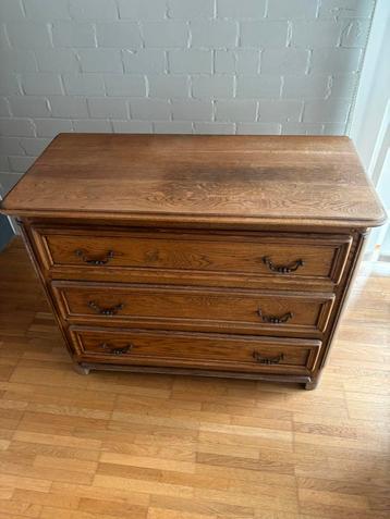 Antieken commode - 4 lades beschikbaar voor biedingen