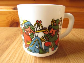 mug tasse Freihof Jagertee en arcopal  beschikbaar voor biedingen