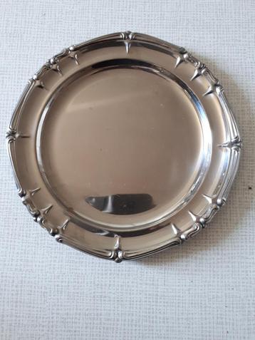Vintage rond dienblad beschikbaar voor biedingen