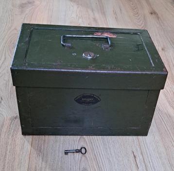 Unieke Utrechtse originele kluis kist jaren '50 incl sleutel beschikbaar voor biedingen