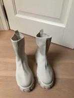 Enkellaarzen, Neuf, Beige, Enlèvement, Boots et Botinnes