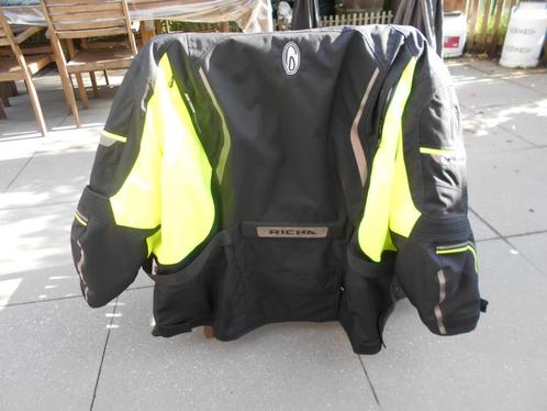 Te koop motorjas RICHA AIR TECH CONTROL 8 XL in nieuwstaat, Motos, Vêtements | Vêtements de moto, Manteau | tissu, Femmes, Hommes