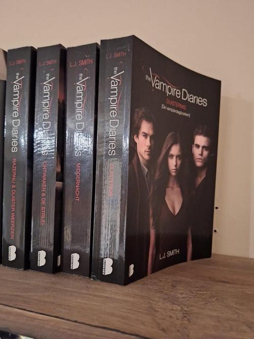 4 boeken vampire diaries, Livres, Fantastique, Comme neuf, Enlèvement