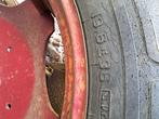 cherche pneus tracteur 13,6 R 36, Zakelijke goederen, Landbouw | Onderdelen | Banden, Velgen en Assen, Ophalen
