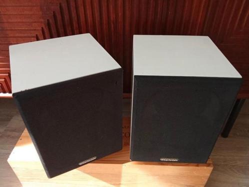 Wharfedale Diamond III -8 Ohm Vintage speakers - Wit Hout, Audio, Tv en Foto, Luidsprekerboxen, Zo goed als nieuw, Front, Rear of Stereo speakers