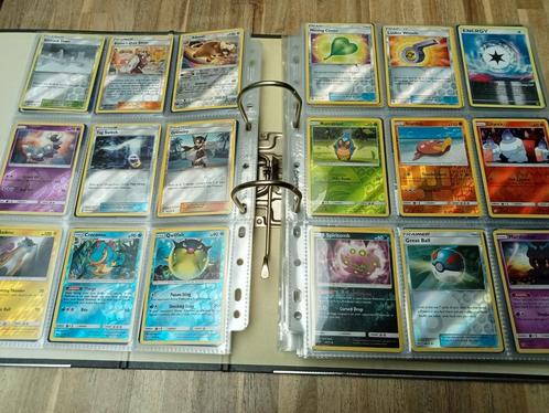 Groot lot Pokemon kaarten, Hobby en Vrije tijd, Verzamelkaartspellen | Pokémon, Zo goed als nieuw, Meerdere kaarten, Foil, Ophalen of Verzenden