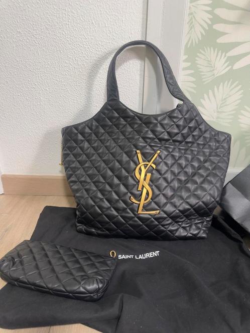 Sac YSL saint laurent icare tas bag, Handtassen en Accessoires, Tassen | Damestassen, Ophalen of Verzenden