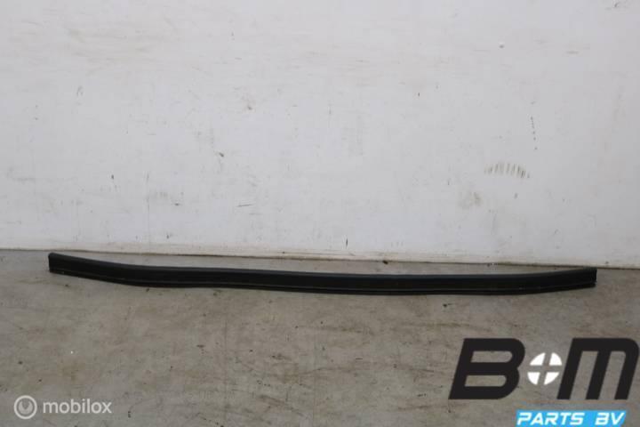 Paravan rubber Audi E-tron 4KE823723A, Auto-onderdelen, Overige Auto-onderdelen, Gebruikt