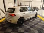 Volkswagen Golf Golf 1.0 TSI Life/LED/19"/CAM/DodeHoek/Ad.Cr, Auto's, Voorwielaandrijving, Stof, Gebruikt, Zwart