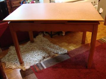 retro: hobby of keukentafel verlengbaar beschikbaar voor biedingen