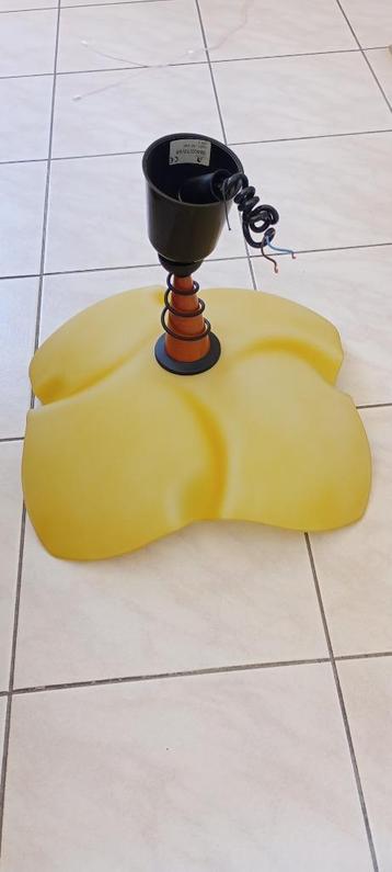 Gele hanglamp te koop beschikbaar voor biedingen