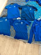 4 t-shirts en een pull mer rits KAA Gent, Kleding | Heren, Ophalen, Blauw