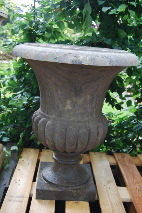 Grote bak, staande plantenbak in blauwe steen, Tuin en Terras, Tuinvazen, Ophalen