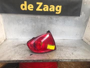 Achterlicht links van een Seat Altea beschikbaar voor biedingen