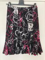 Diverse mooie damesrokken met elastiek, maat. 42 en 44. Zgst, Ophalen of Verzenden, Zo goed als nieuw, Maat 42/44 (L), Knielengte