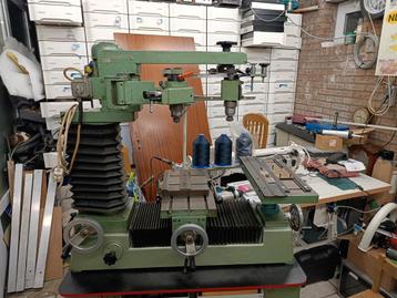 Graveer machine beschikbaar voor biedingen