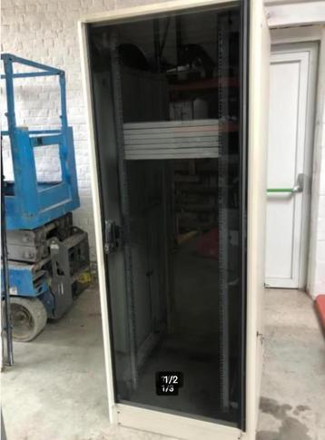 serverkast patchkast enoc systems beschikbaar voor biedingen
