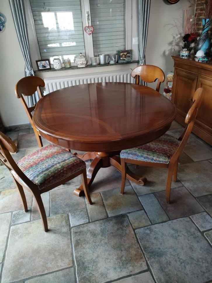 Meubels, Huis en Inrichting, Tafels | Eettafels, Zo goed als nieuw, 100 tot 150 cm, 100 tot 150 cm, Vier personen, Ovaal, Overige materialen