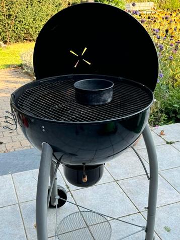Houtskool en gasbarbecu, Tuin en Terras, Ophalen, Zo goed als nieuw