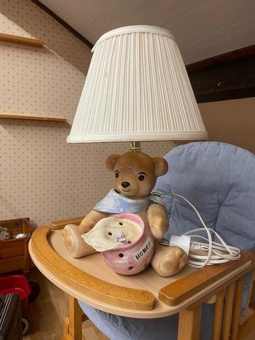 Bedlampje beschikbaar voor biedingen