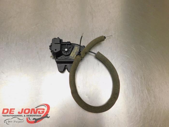 Slotmechaniek Achterklep van een Mercedes C-Klasse, Auto-onderdelen, Carrosserie, Mercedes-Benz, Gebruikt, 3 maanden garantie