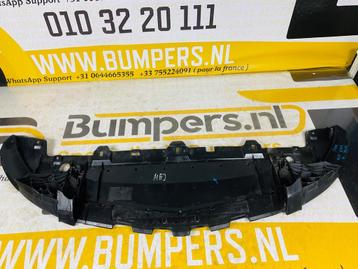 Onderplaat Mercedes W176 AMG W117 CLA A1768850136 Bumper lip beschikbaar voor biedingen