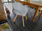 Witte eetkamerstoelen / kuipstoelen £30 voor alle 4, Ophalen, Kunststof, Gebruikt, Wit