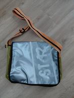 Schoudertas, Enlèvement ou Envoi