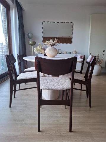 Prachtige vintage stoelen 6stuks gerestaureerd  beschikbaar voor biedingen