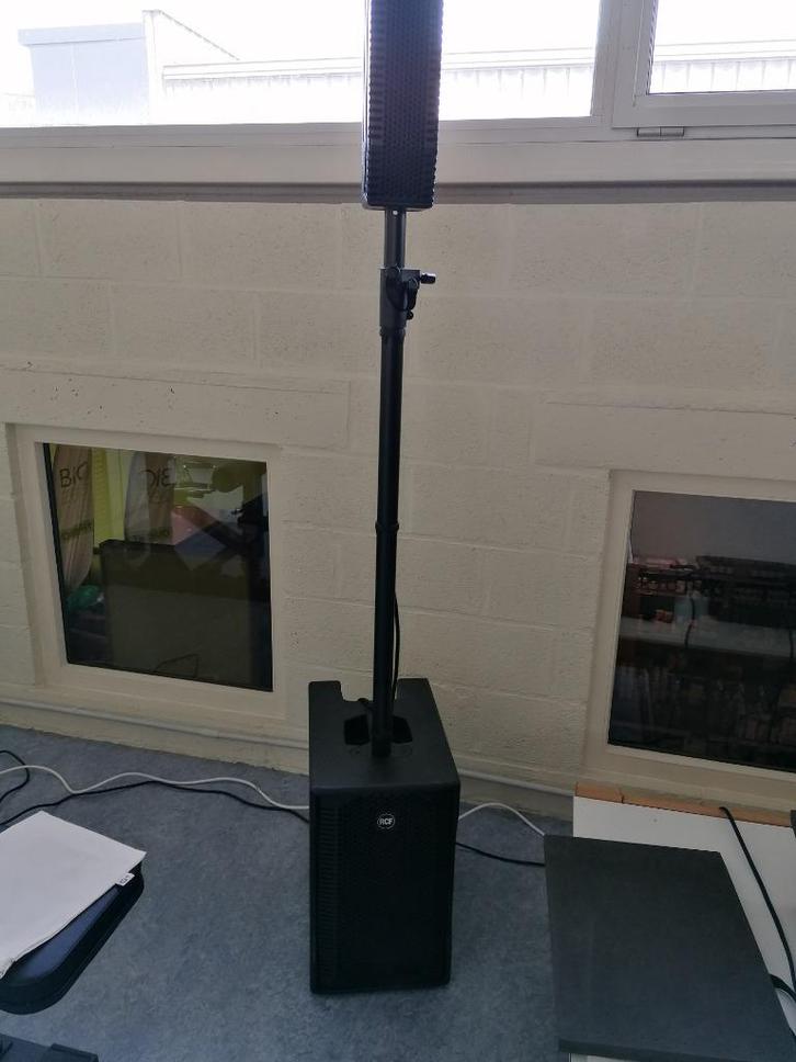 RCF EVOX 5 V2 + table de mixage RCF, Audio, Tv en Foto, Luidsprekerboxen, Nieuw, 120 watt of meer, Ophalen