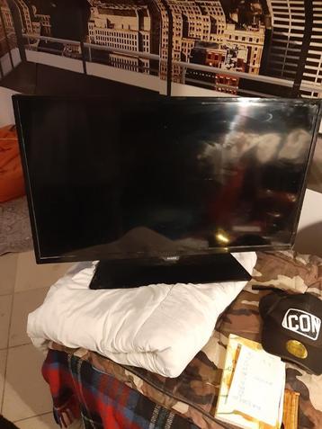 Smart tv Philips  beschikbaar voor biedingen