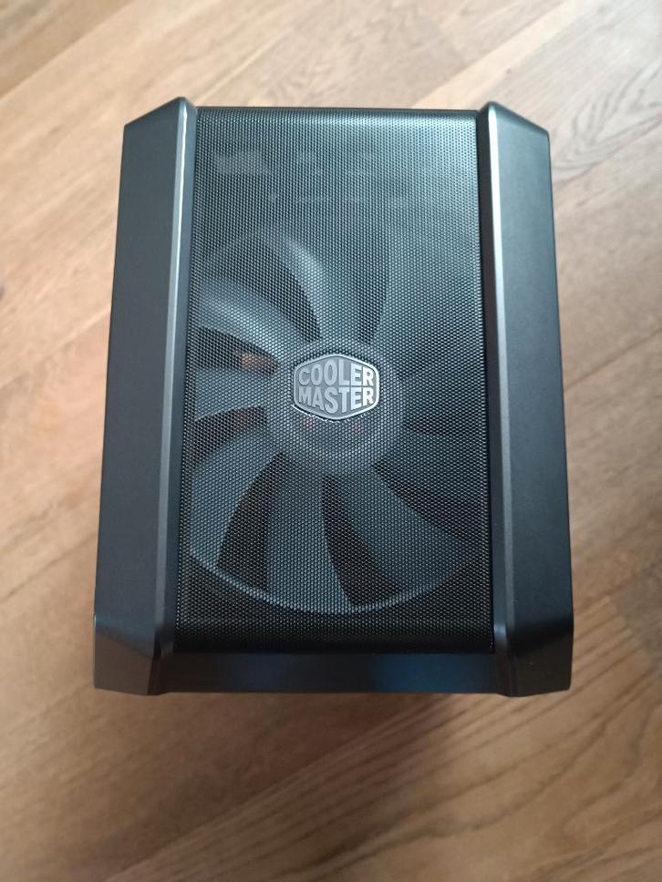 Boîtier mini itx Cooler Master Mastercase H100, Informatique & Logiciels, Boîtiers d'ordinateurs, Utilisé, Enlèvement