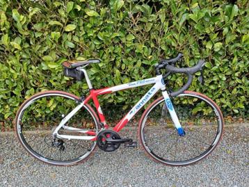 Racefiets maat 44 (zannata) beschikbaar voor biedingen