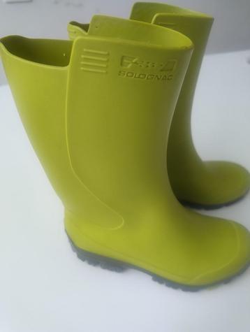 Regenlaarzen maat 29-30 beschikbaar voor biedingen