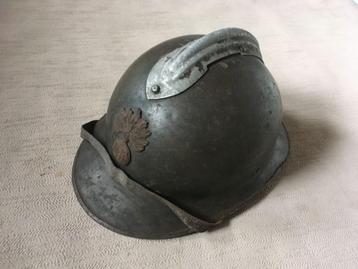 wo2 - Franse helm model Adrian met embleem en kinriem beschikbaar voor biedingen