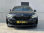 BMW 1 Serie 118 M Sport*Pano*Carplay*Led*Alarm*Camera, Autos, Cuir, Achat, Boîte manuelle, Noir