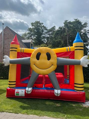 Springkasteel/ballenbad beschikbaar voor biedingen