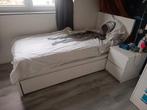 Ikea Malm bed 90x200, Huis en Inrichting, Ophalen, Zo goed als nieuw