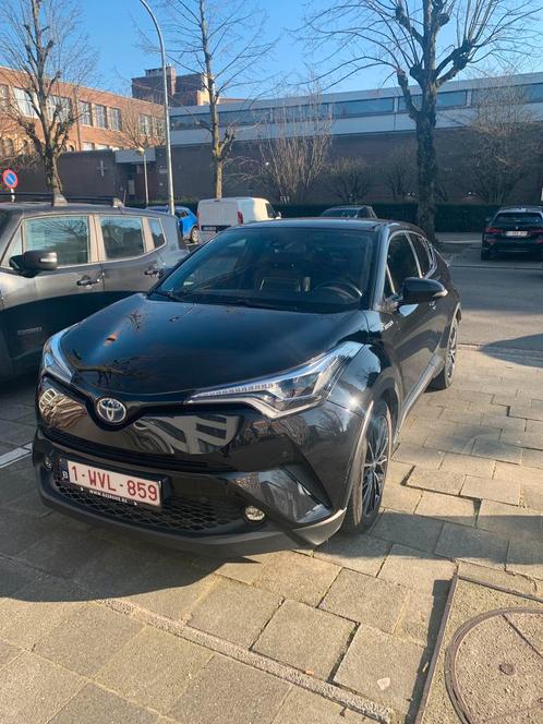 Toyota hybrid CHR 1.8 full option model Chic, Auto's, Toyota, Particulier, Ophalen