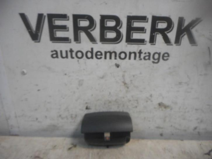 ASBAK ACHTER Opel Astra F (53B) (01-1993/03-2001) (90414100), Auto-onderdelen, Interieur en Bekleding, Opel, Gebruikt
