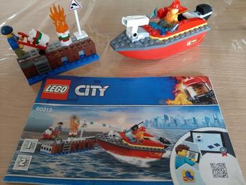 Lego set 60213 Dock Side Fire beschikbaar voor biedingen